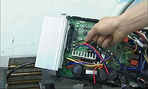 江阳美的空调电话是多少